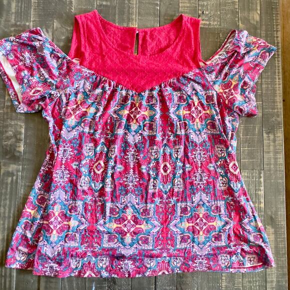 Torrid Super Soft Crew Neck Eyelet Yoke Cold Shoulder Top Size 2X - Picture 2 of 8